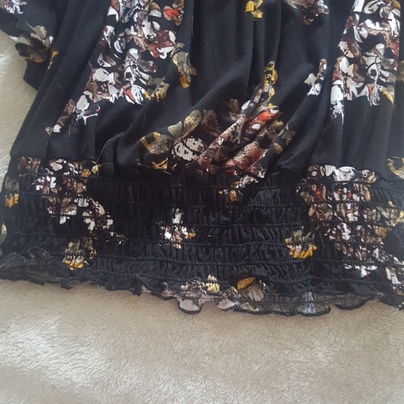 Super soft flowy crop top - Picture 3 of 3